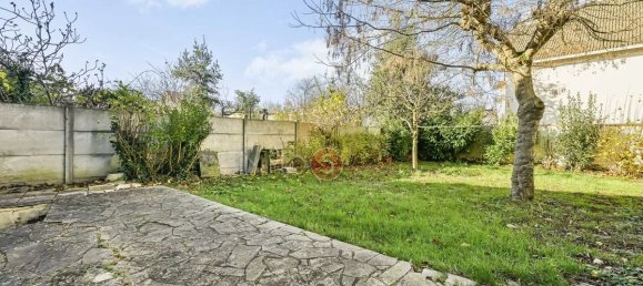 5 bedrooms Villa in Villemomble, France No. 350095 2