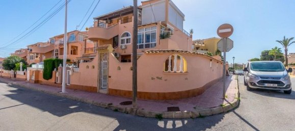 1 bedroom Bungalow for sale in Torrevieja, Alicante, Valencian Community, Spain № 370041 2