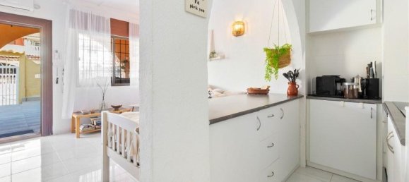 1 bedroom Bungalow for sale in Torrevieja, Alicante, Valencian Community, Spain № 370041 12
