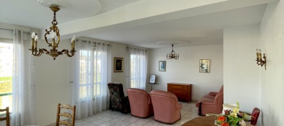 2 bedrooms Apartment in Chateau-Thierry, France No. 155884 6