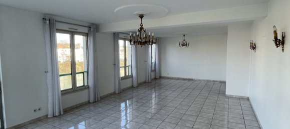 2 bedrooms Apartment in Chateau-Thierry, France No. 155884 7