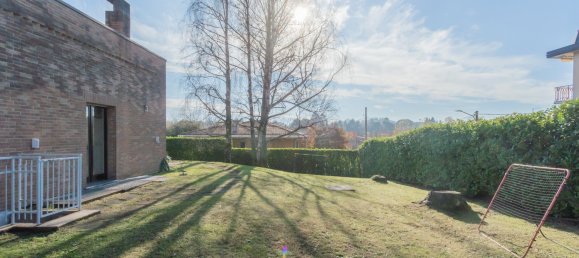 3 Schlafzimmer Villa in Varese, Italy, Nr. 237071 50