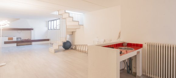 3 Schlafzimmer Villa in Varese, Italy, Nr. 237071 42