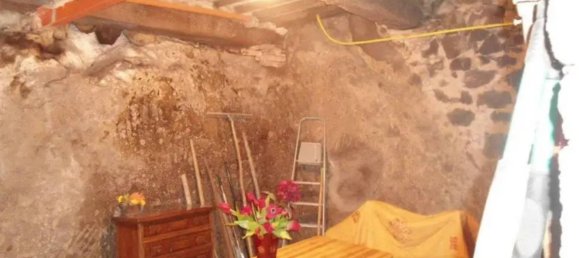 Studio in Roccastrada, Italy No. 126429 6