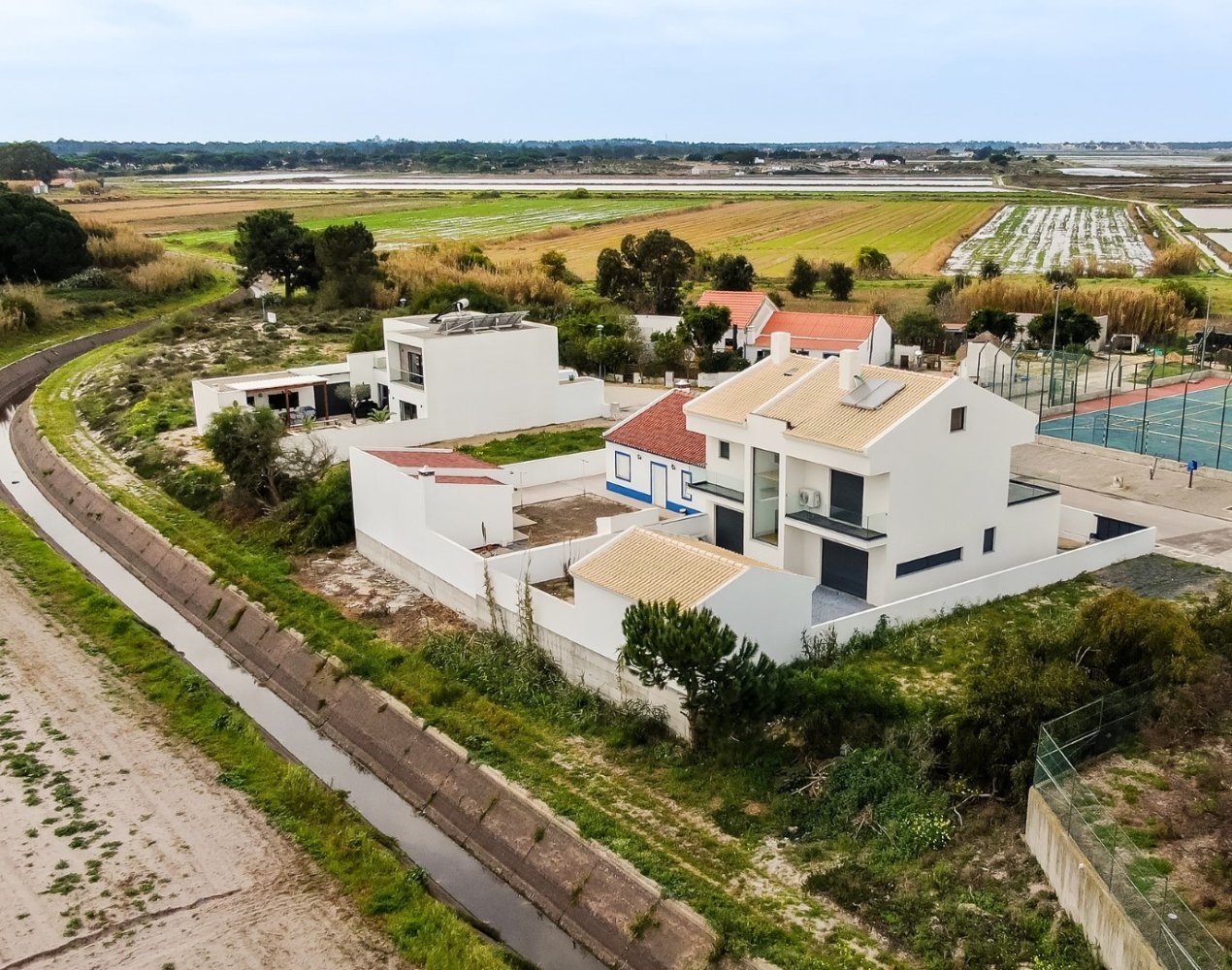 4 bedrooms Villa in Alcacer do Sal, Portugal No. 102498