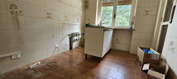 5 rooms Apartment in Biella, Italy No. 206162 10