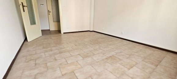 5 rooms Apartment in Biella, Italy No. 206162 15