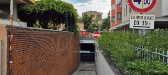 5 rooms Commercial property in Bologna, Italy No. 115837 6