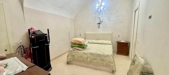 3 rooms Apartment in Naples, Italy No. 275899 13