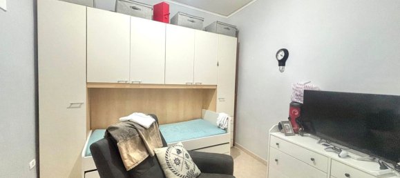 3 rooms Apartment in Naples, Italy No. 275899 20