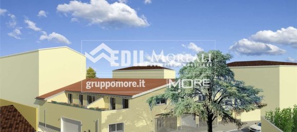 3 bedrooms Apartment in Modena, Italy No. 63194 3