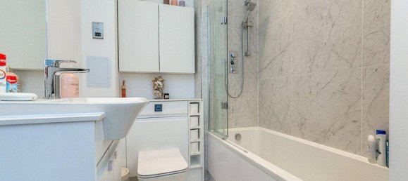 2 bedrooms Apartment in Redhill, United Kingdom No. 12309 8