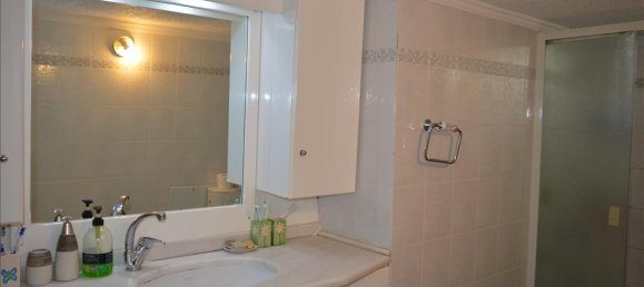 Apartamento de 3 dormitorios en Vouliagmeni, Greece No. 6408 18
