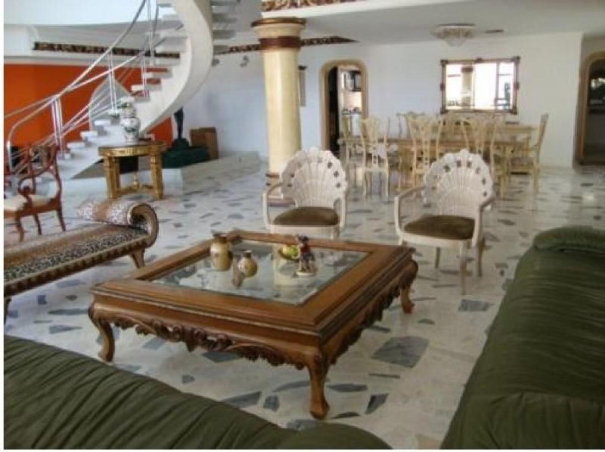 Casa de 4 dormitorios en Atlántico, Colombia No. 1122