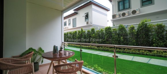 1 bedroom Condo in Pattaya, Thailand No. 7950 4
