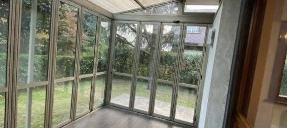 4 bedrooms Villa in Arese, Italy No. 332161 5