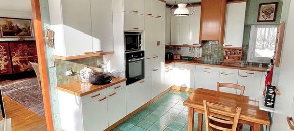 4 chambres Appartement à Bourges, France No. 210969 3