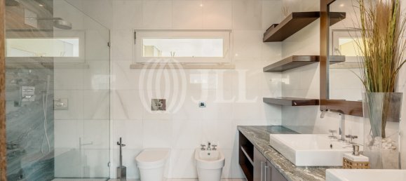 4 bedrooms Villa in Almada, Portugal No. 111636 24