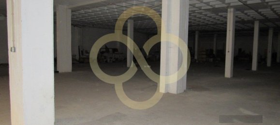 Lagerhaus in Amadora, Portugal 2410m², Nr. 75966 4