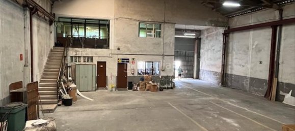 530m² Warehouse in Camargo, Spain No. 164299 6