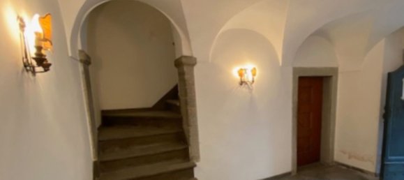 6 rooms Apartment in Agnone, Italy No. 177119 2