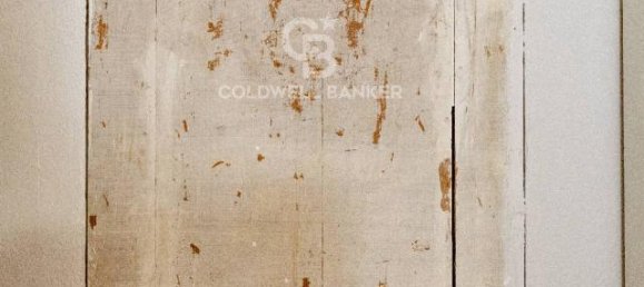 7 rooms Apartment in Turin, Italy No. 38029 13