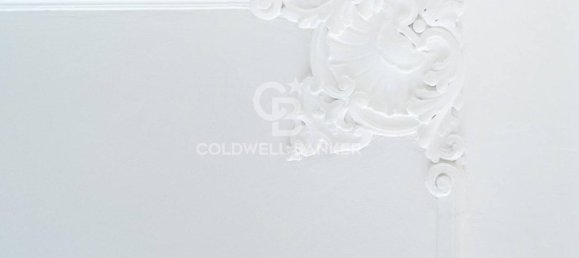 7 rooms Apartment in Turin, Italy No. 38029 36