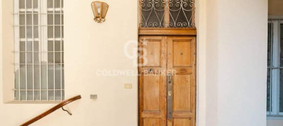 7 rooms Apartment in Turin, Italy No. 38029 32