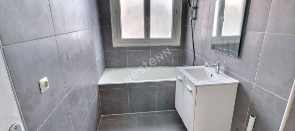 Квартира с 2 спальнями в Нёйи-сюр-Марн, Франция № 187911 4