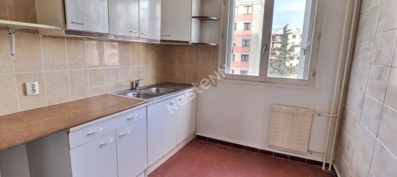 Квартира с 2 спальнями в Нёйи-сюр-Марн, Франция № 187911 5