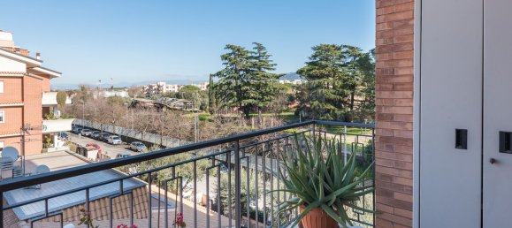 Apartamento de 5 habitaciónes en Ciampino, Italy No. 19055 20