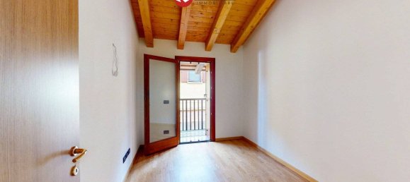 2 Schlafzimmer Wohnung in Udine, Italy, Nr. 380502 9