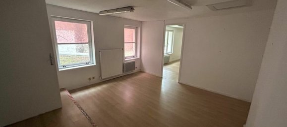 300m² Commercial property in Calais, France No. 55678 6