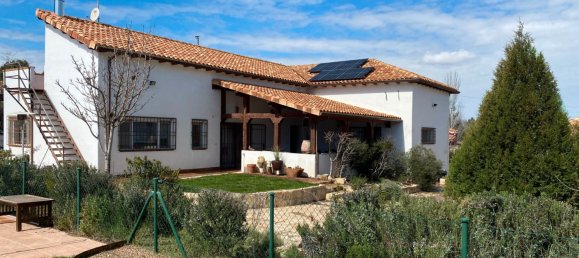 3 Schlafzimmer Haus in Fuentiduena de Tajo, Spain, Nr. 69193 2