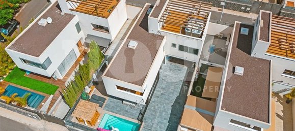 3 bedrooms House in Chayofa, Spain No. 13958 3