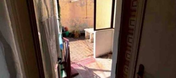 2 bedrooms Apartment in Crotone, Italy No. 275111 4