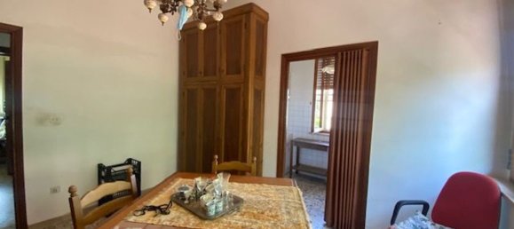 4-salle Appartement à Calcinaia, Italy No. 128593 7