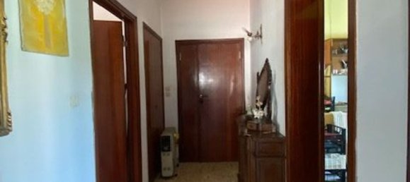 4-salle Appartement à Calcinaia, Italy No. 128593 4