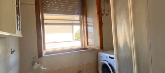 4-salle Appartement à Calcinaia, Italy No. 128593 3