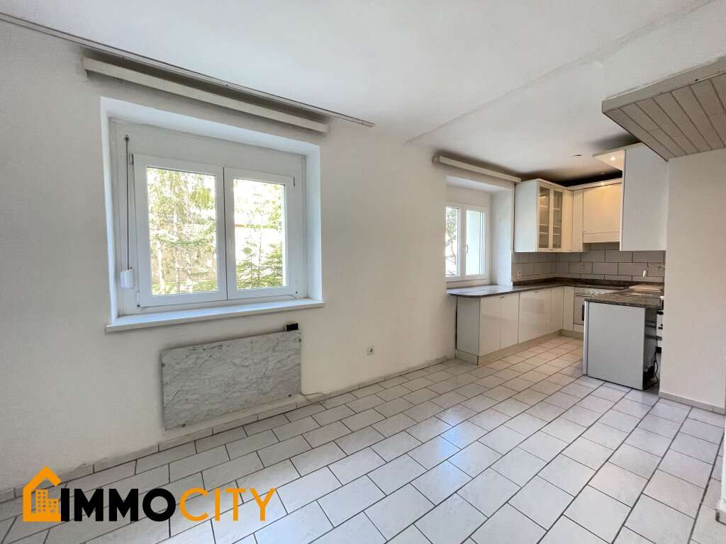 Apartamento de 2 habitaciónes en Schwechat, Austria No. 21117