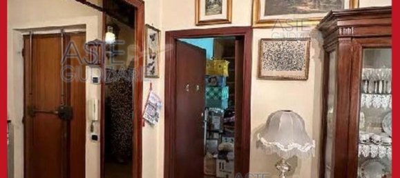 5 bedrooms Apartment in Rome, Italy No. 330873 29