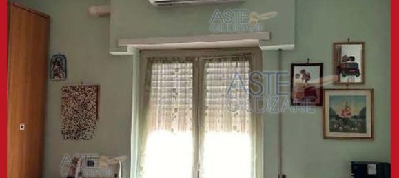 5 bedrooms Apartment in Rome, Italy No. 330873 16