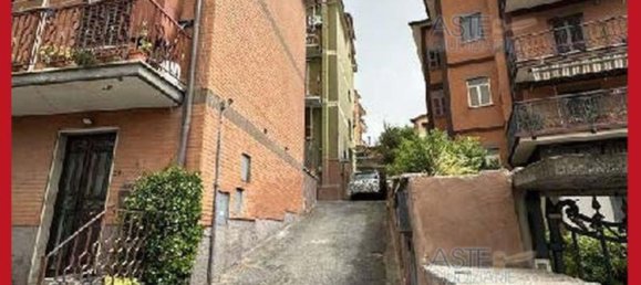 5 bedrooms Apartment in Rome, Italy No. 330873 18