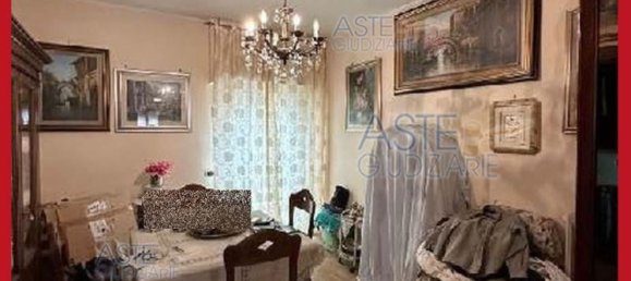 5 bedrooms Apartment in Rome, Italy No. 330873 25
