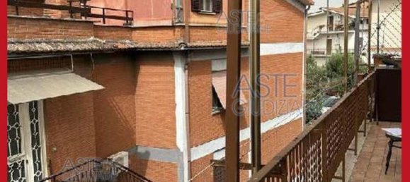 5 bedrooms Apartment in Rome, Italy No. 330873 4