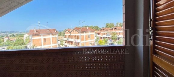 5 rooms Apartment in Monte Roberto, Italy No. 57783 31