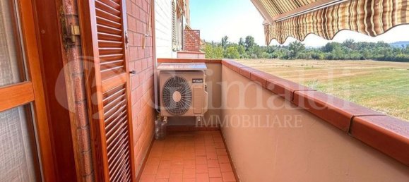 5 rooms Apartment in Monte Roberto, Italy No. 57783 27