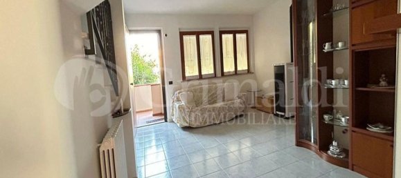5 rooms Apartment in Monte Roberto, Italy No. 57783 11