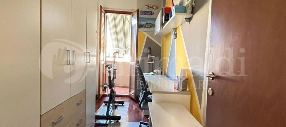 5 rooms Apartment in Monte Roberto, Italy No. 57783 22