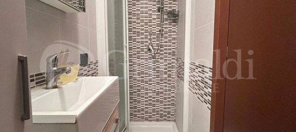 5 rooms Apartment in Monte Roberto, Italy No. 57783 37